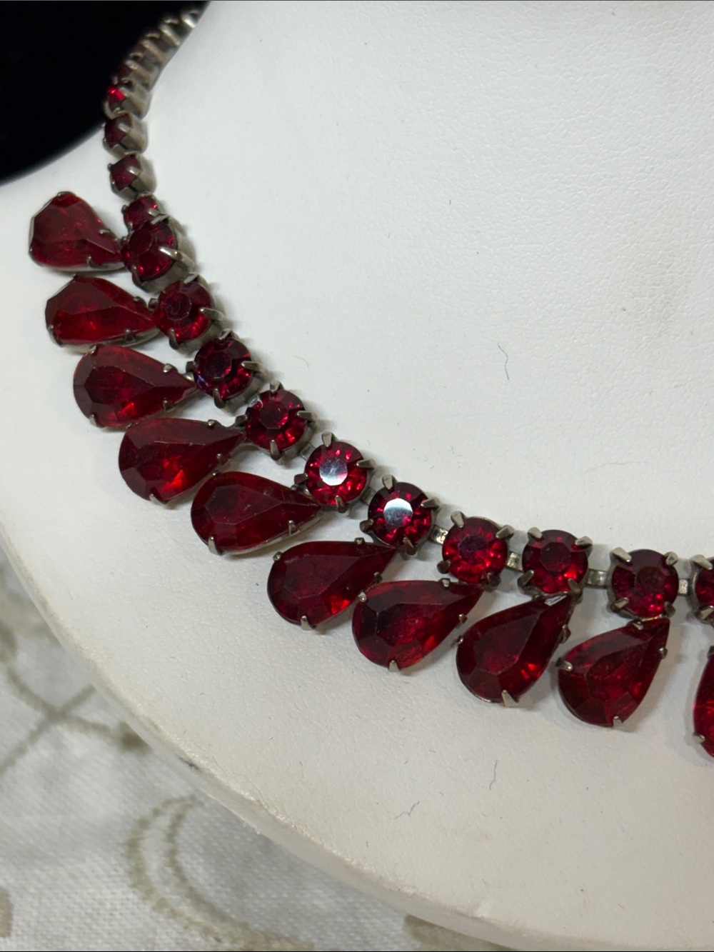 Ruby, red choker necklace - Picture 2 of 7